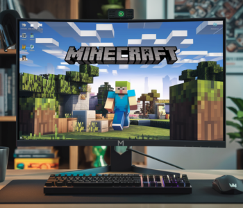 Komputer gamingowy do Minecrafta w 2025 roku z procesorem Ryzen 5 i kartą RTX 3060 na tle gry z shaderami.